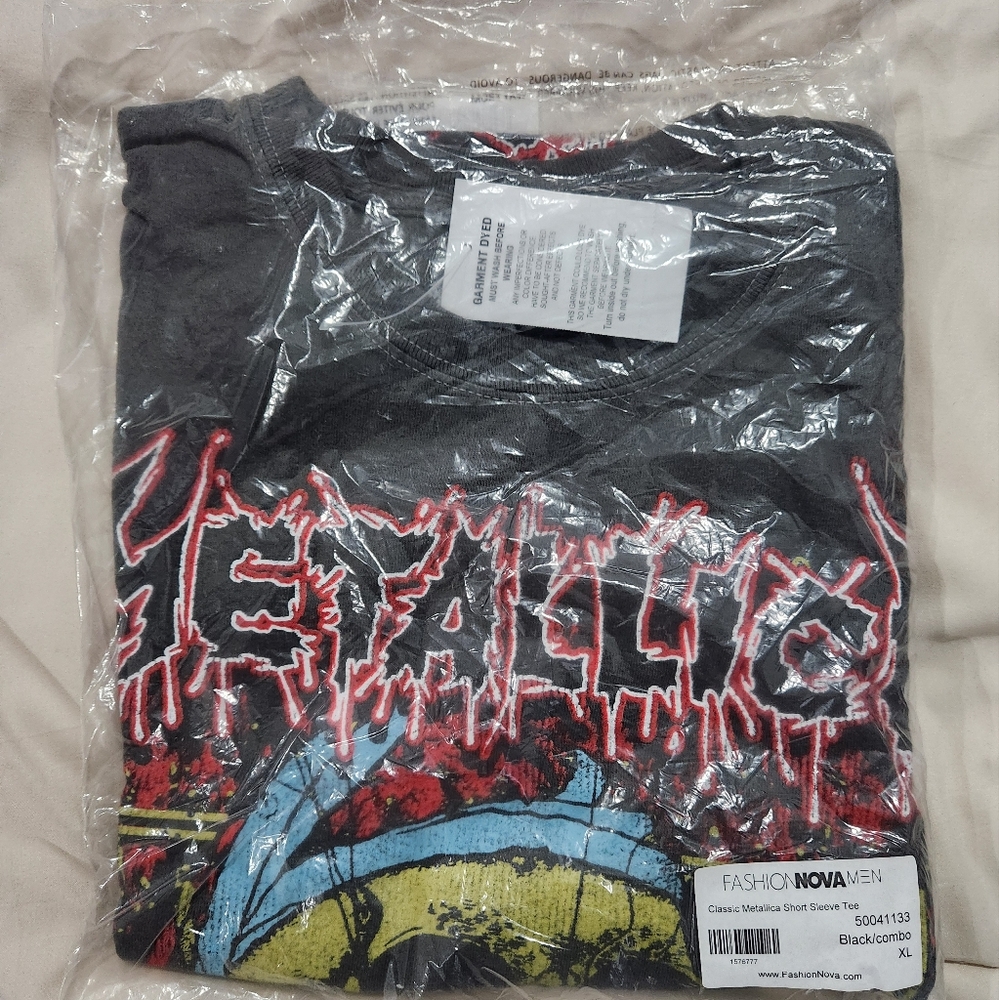 Classic Metallica Short Sleeve Tee